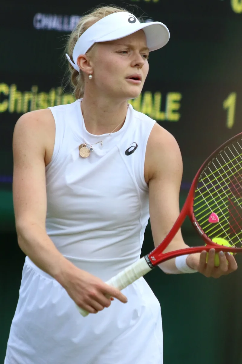 Harriet Dart at Wimbledon